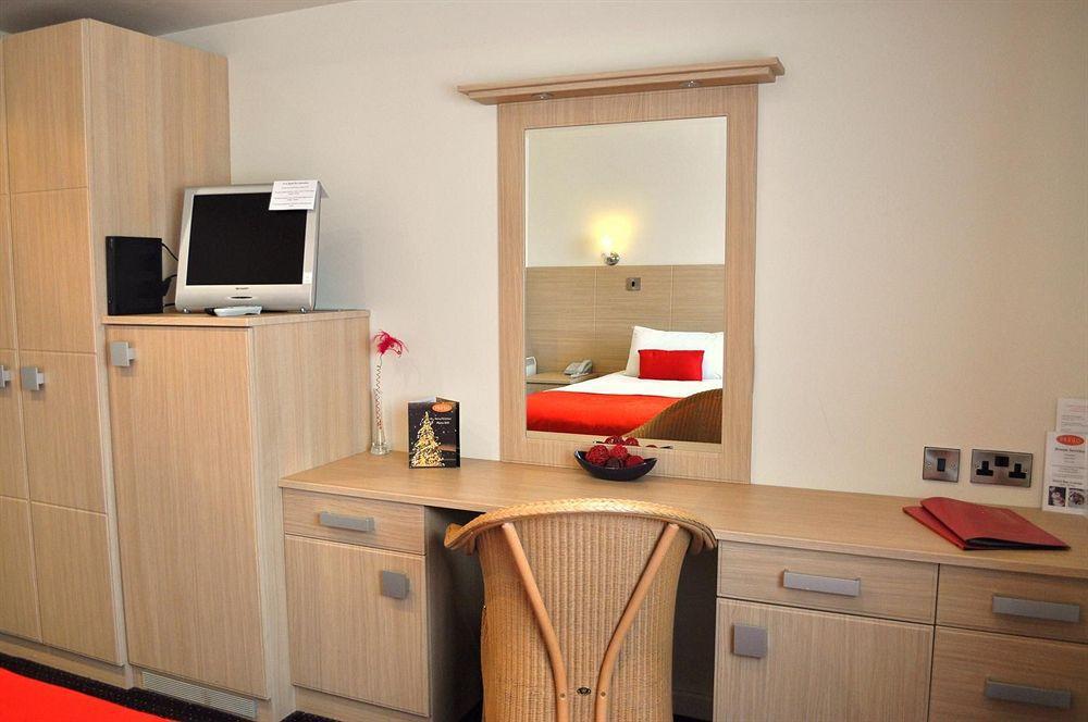 Waterfront Hotel Brighouse Zewnętrze zdjęcie