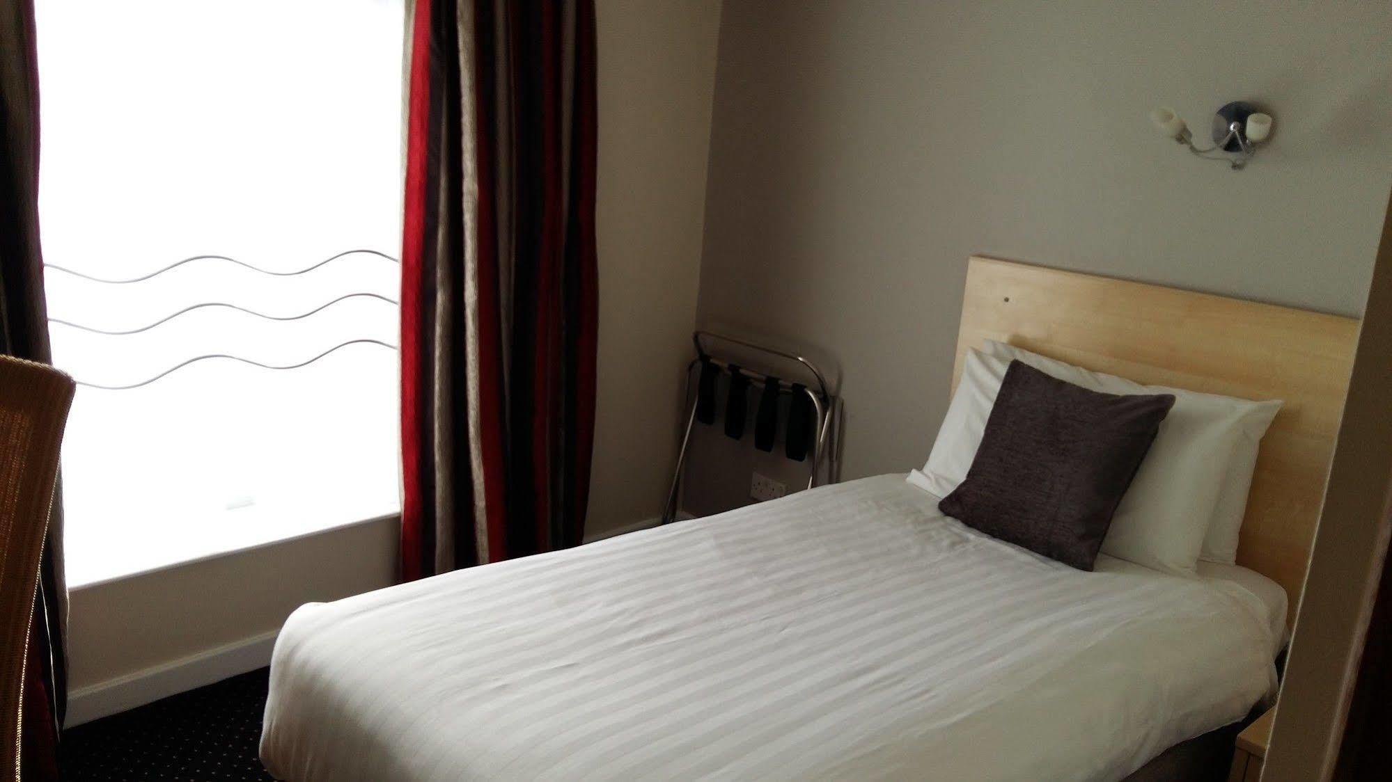 Waterfront Hotel Brighouse Zewnętrze zdjęcie
